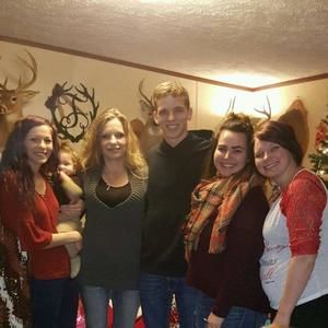 Meet your Posher, Kim